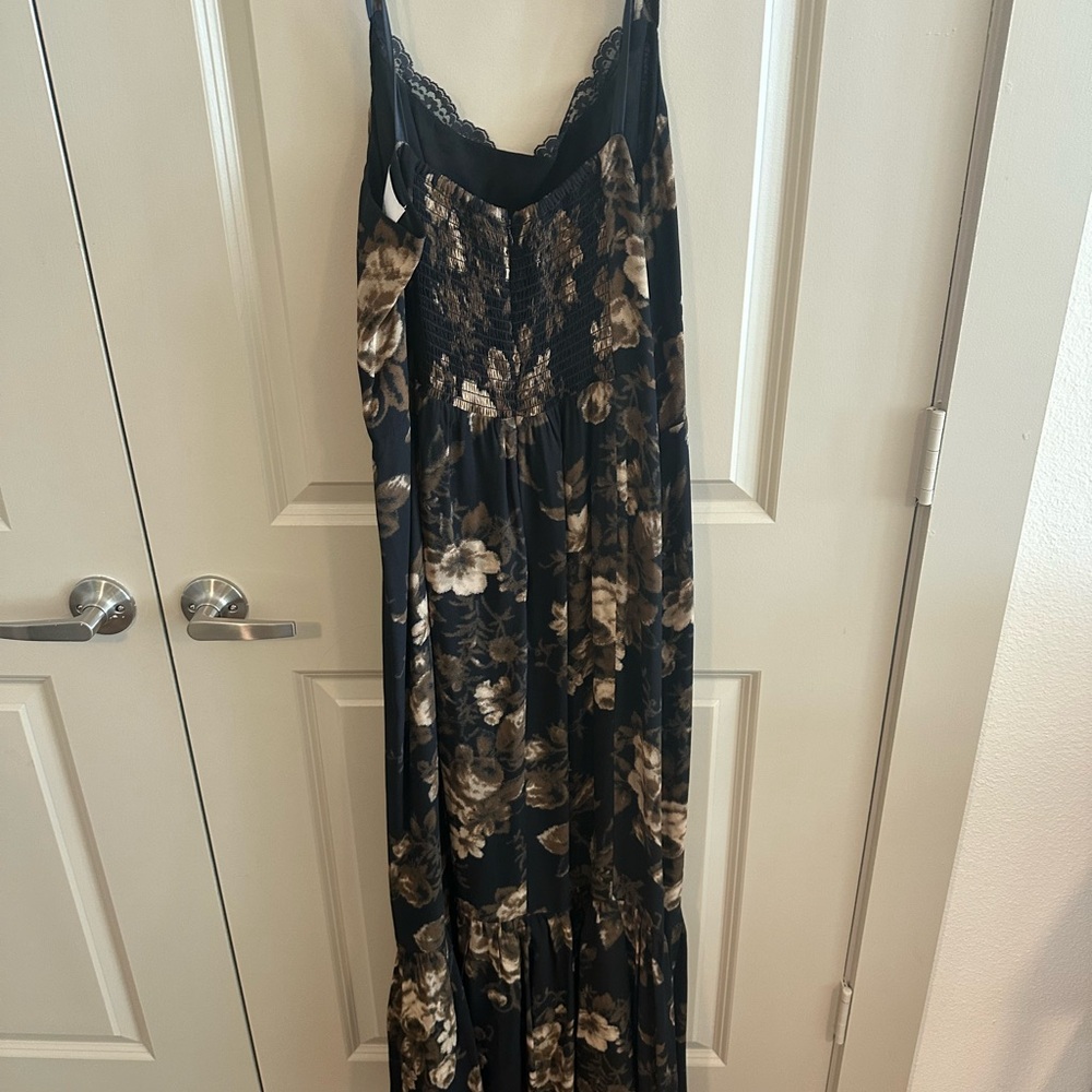 Reformation Irish Dress ES in Grand Dame - Picture 6 of 7
